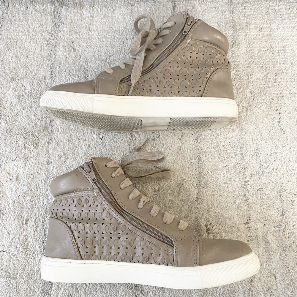 Steve Madden Explorre High Top Sneakers Dark Taupe - Picture 4 of 11
